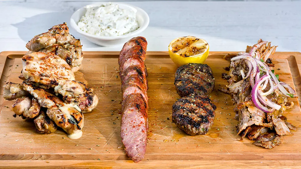 Greektown Grill — plateau de grillades grecques